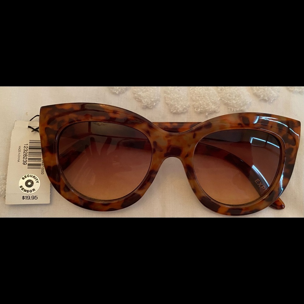 Express Oversized Sunglasses (brand new)